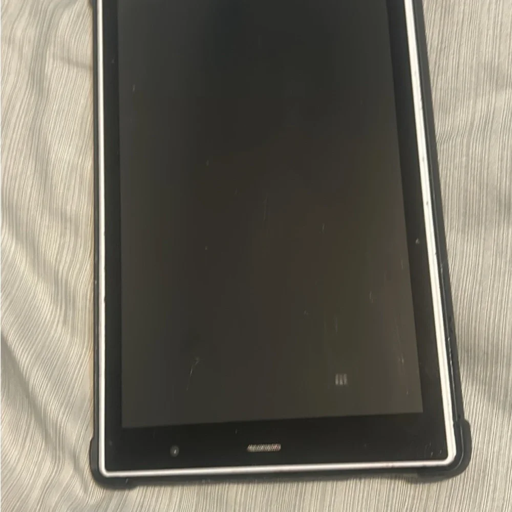Samsung Black Tablet with Case